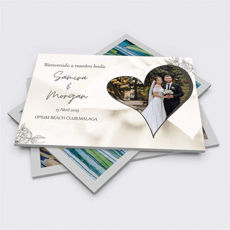 carteles de bienvenidas de cartón pluma para bodas con fotos corazón
